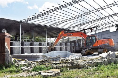 万宁2处违建槟榔厂被拆 拆违面积4544平方米